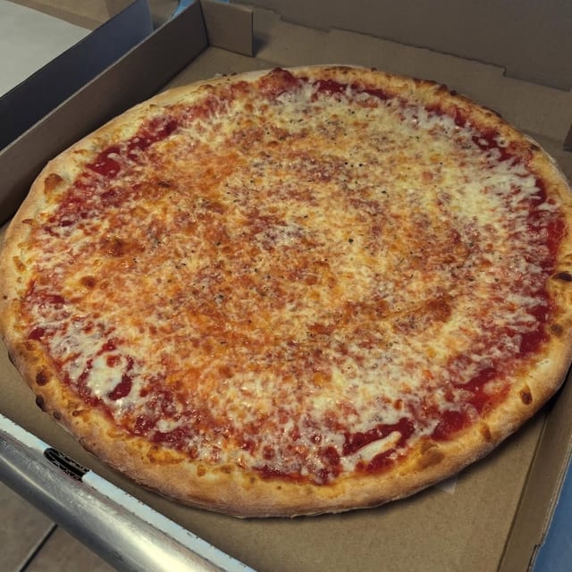 SM Cheese Pizza.