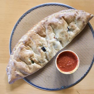 LG Market Street Stromboli